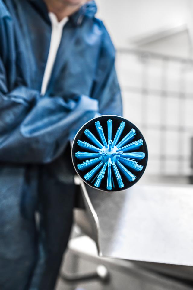 Pipe Brush w/handle, one piece, Ø90 mm, 430 mm, Medium/hard, Yellow