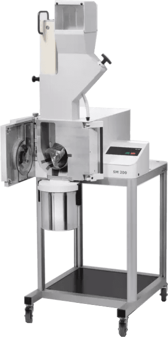 Retsch Cutting Mill SM 200, complete with collecting receptacle, 5 litres and base frame with wheels, 3/N~ 400 V, 50 Hz