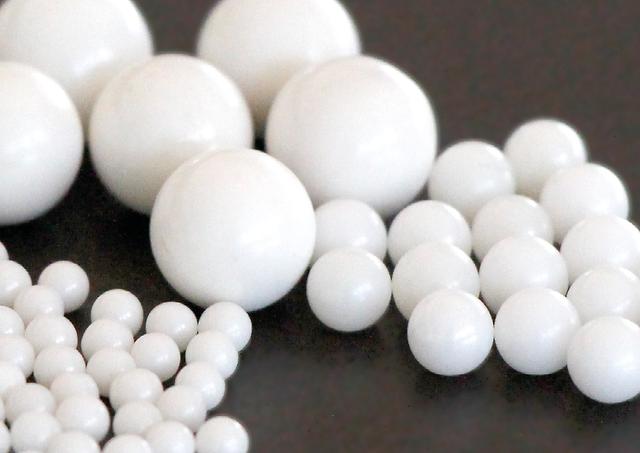 Retsch High Energy Ball Mill Emax, 200–240 V, 50/60 Hz, with 2 grinding stations