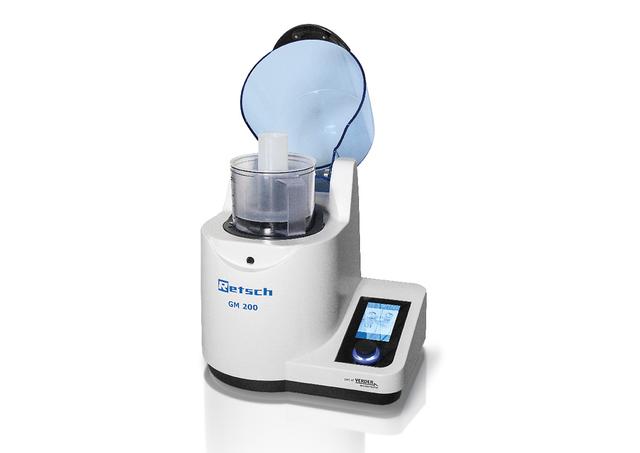 Retsch Knife Mill GRINDOMIX GM 200, complete with 1 litre grinding container of autoclavable plastic, standard lid and knife of stainless steel, 220–240 V, 50/60 Hz